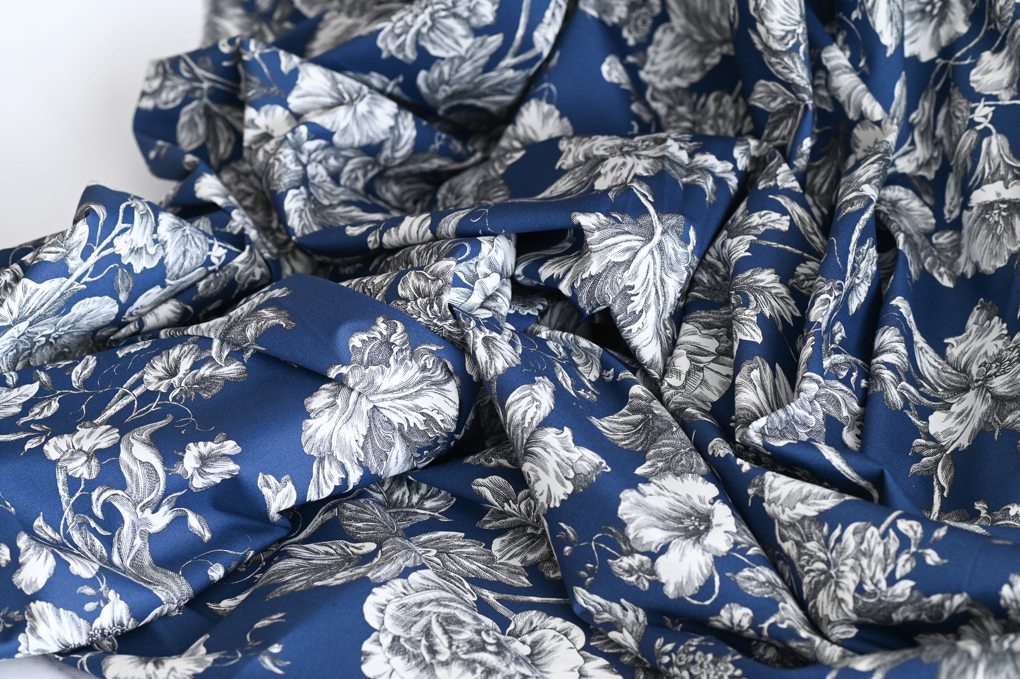The Queens of Spring (Blue - True Navy) - Cotton Poplin