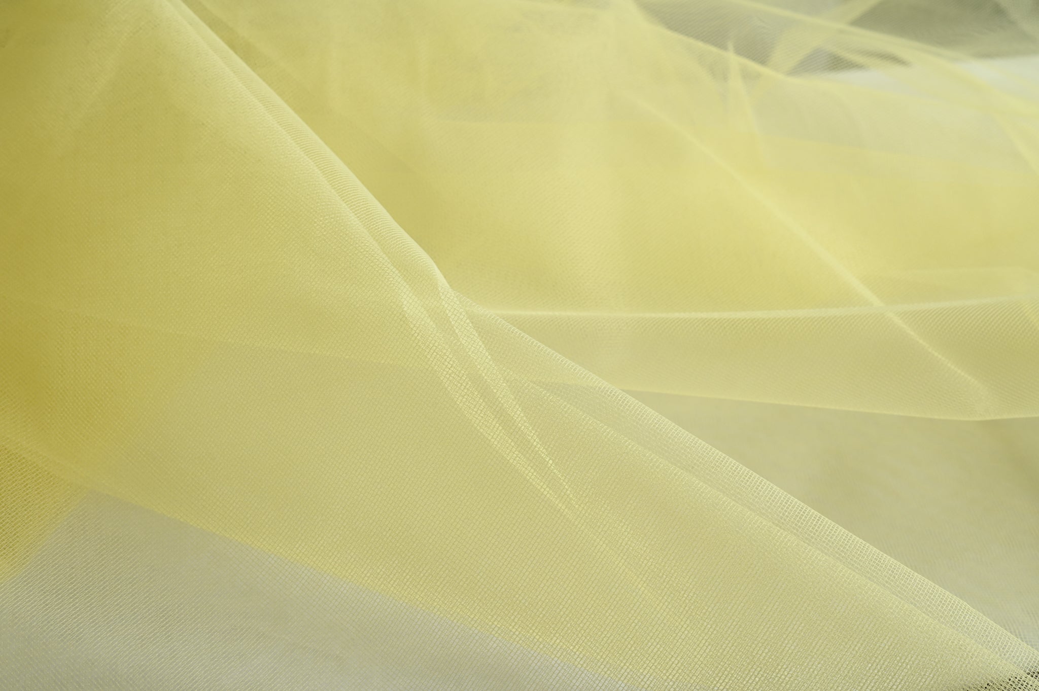 Mountains of Snow (Yellow) - Polyamide Tulle