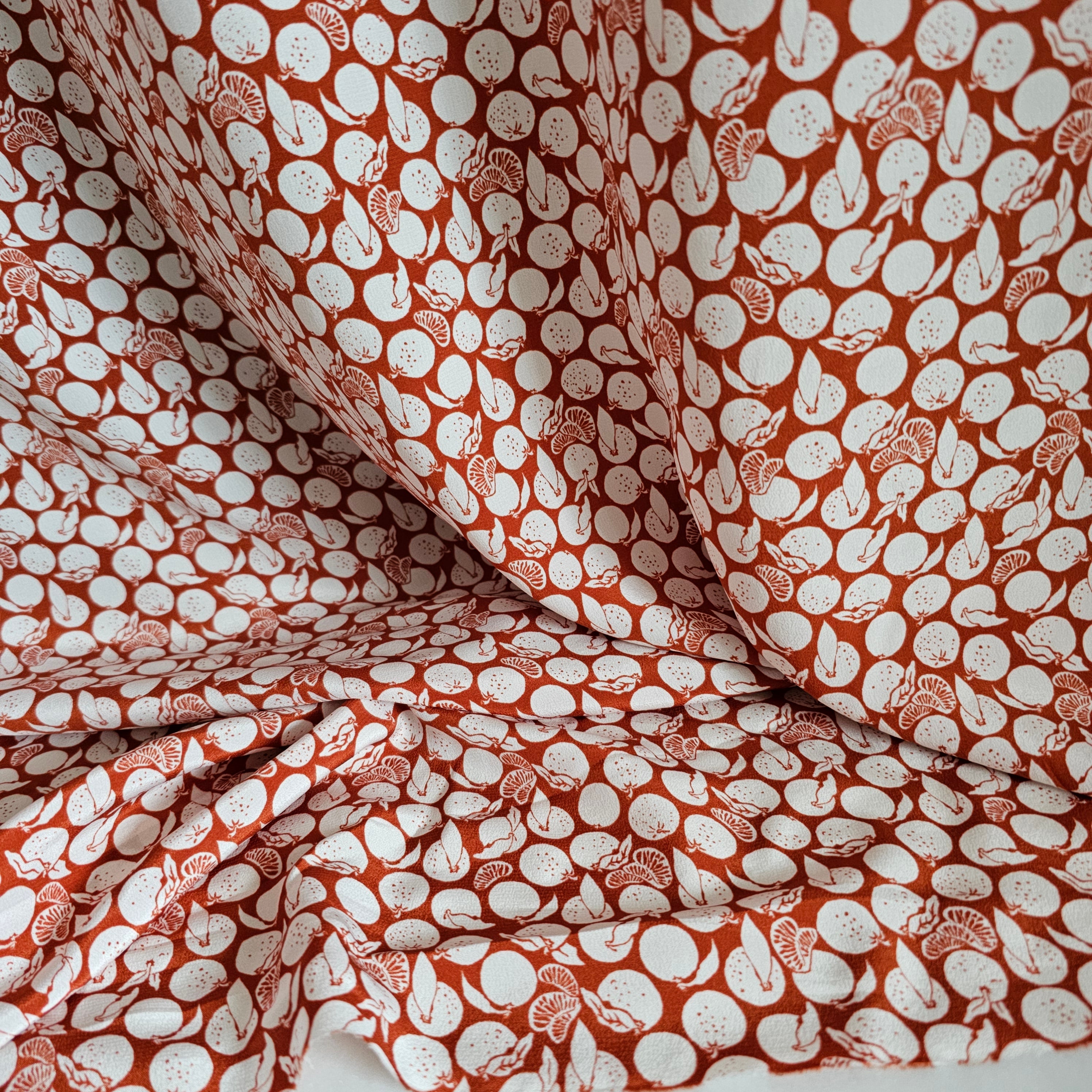 REMNANT - Mini Tangerines Are In (Rust) - Silk (87cm at £25)