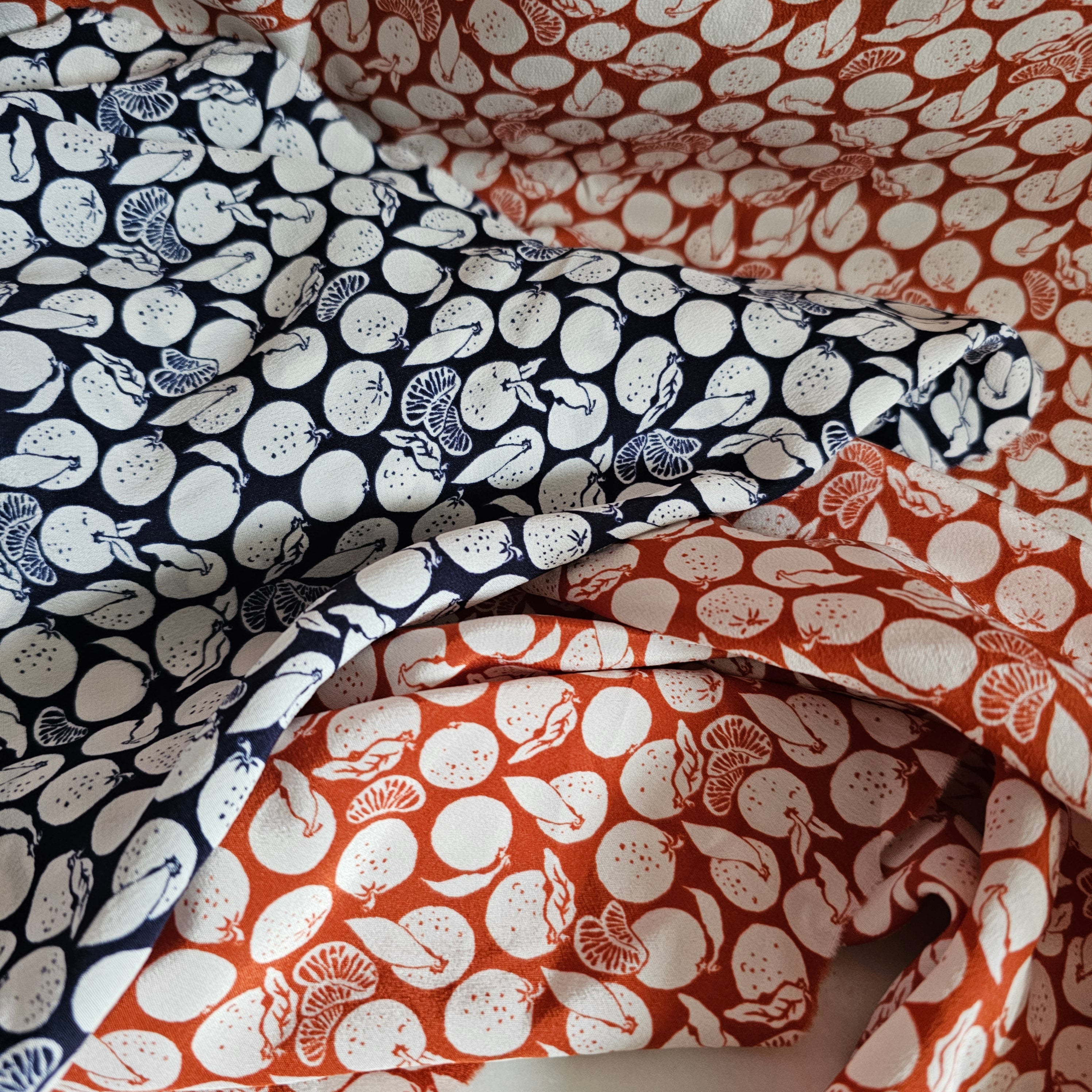 REMNANT - Mini Tangerines Are In (Rust) - Silk (87cm at £25)