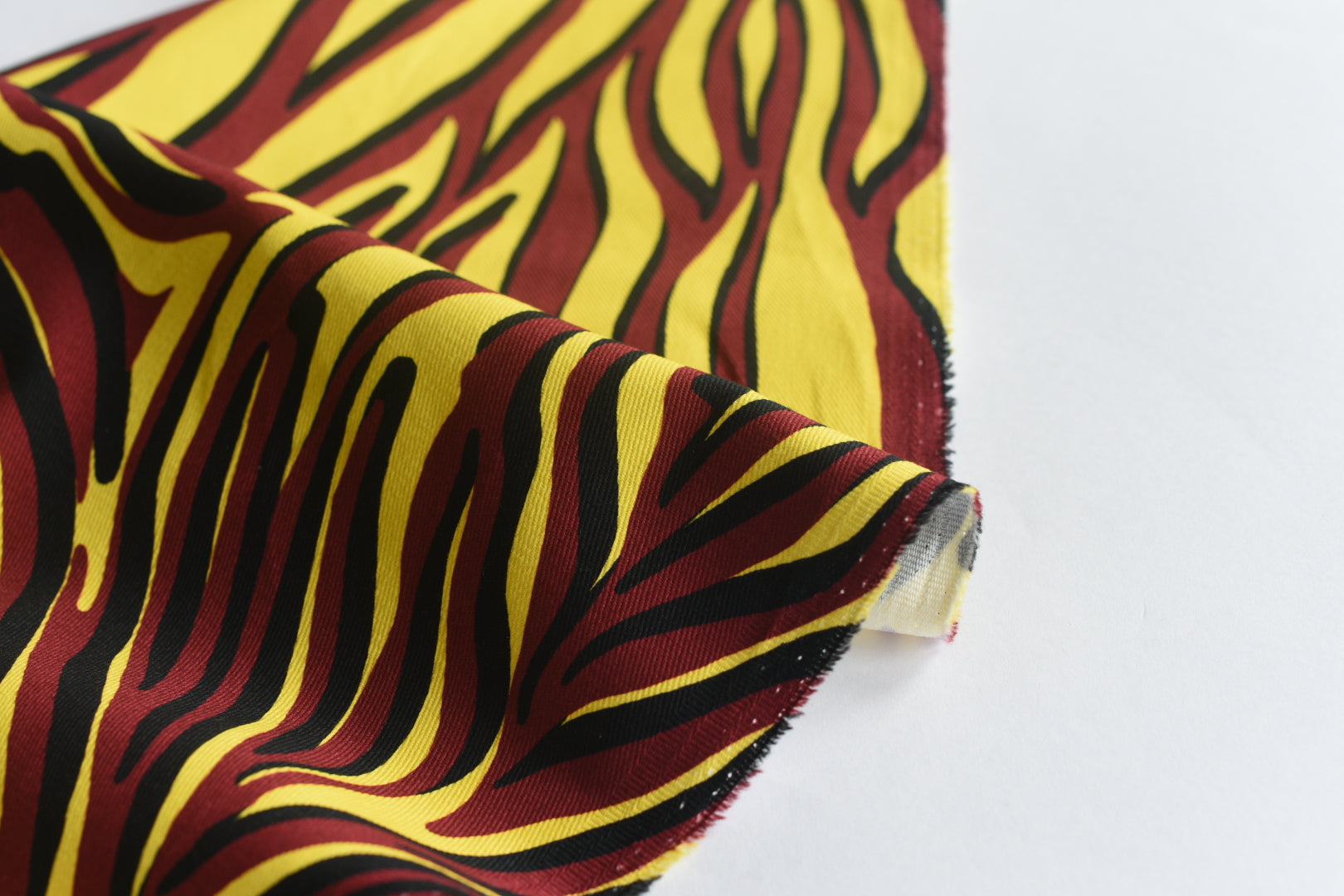 Yellow Visions - Cotton - Selvedge and Bolts