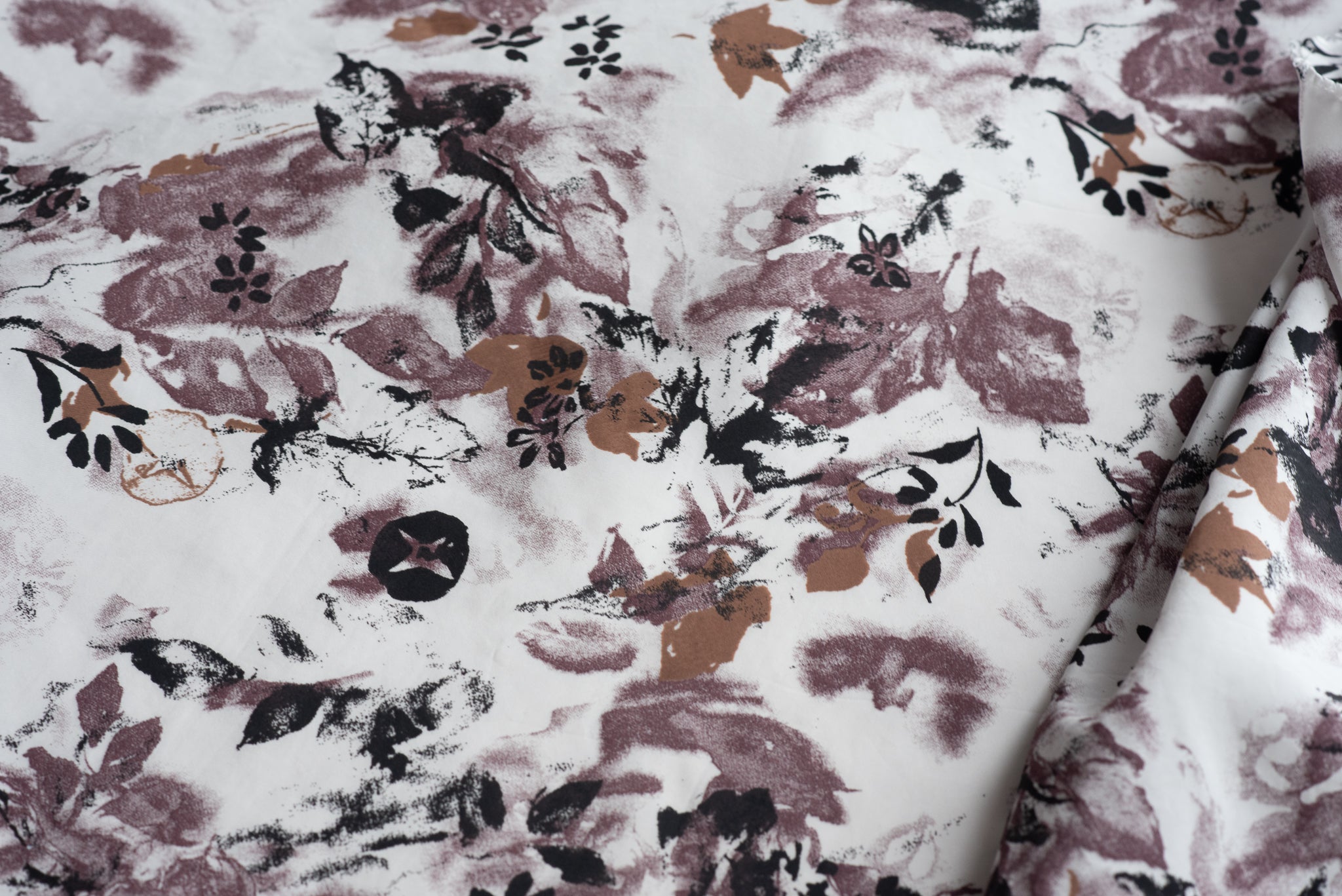 REMNANT - Brown Everywhere - Cotton (2mts at 34)