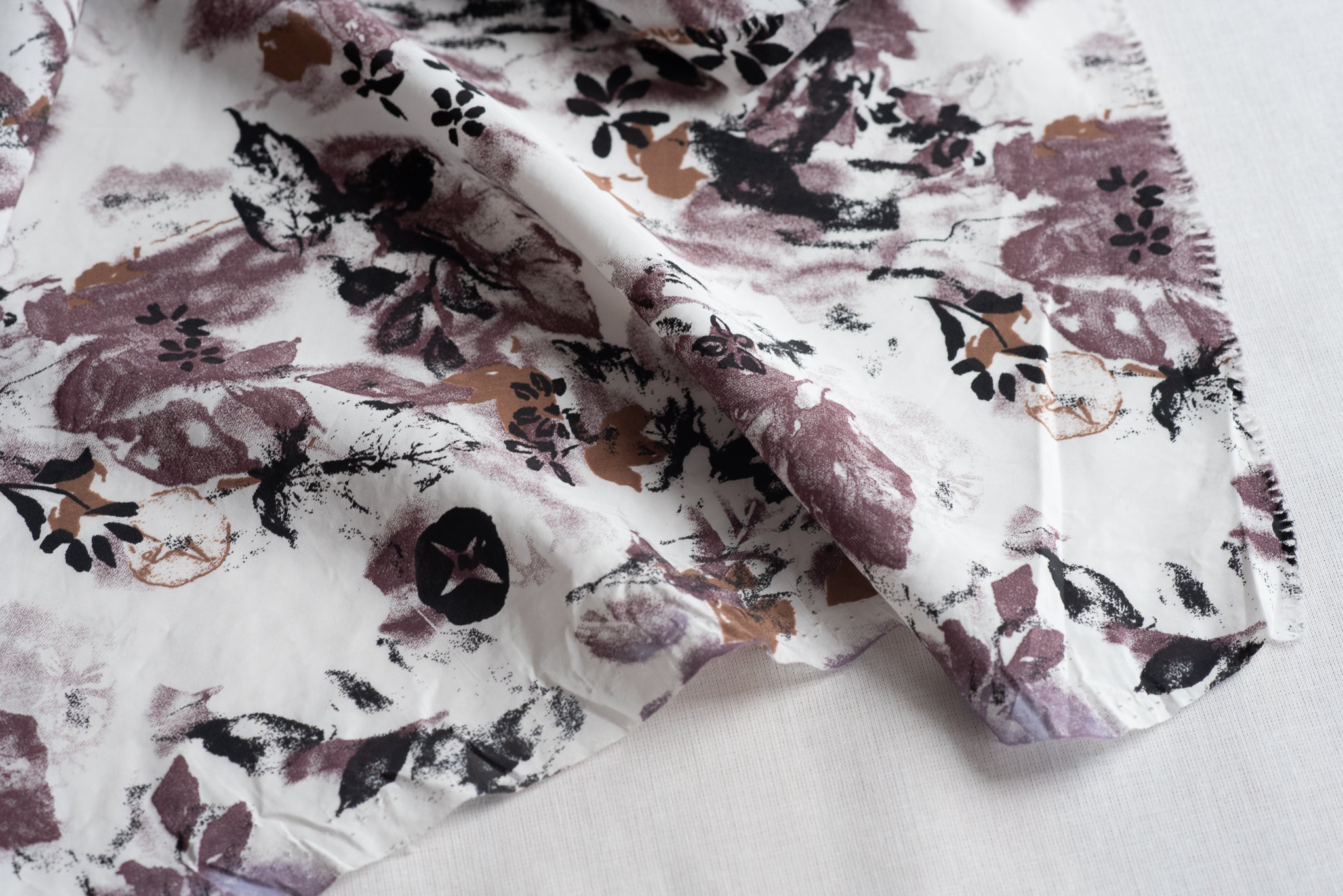 REMNANT - Brown Everywhere - Cotton (2mts at 34)