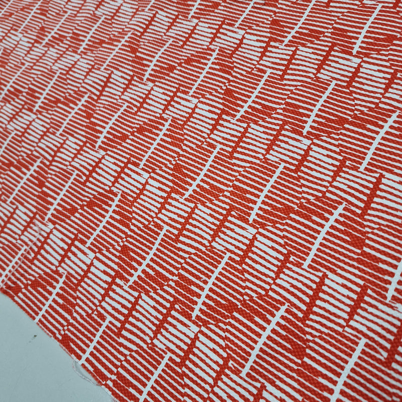 REMNANT -  Red Waffles - Cotton - 2.45mts