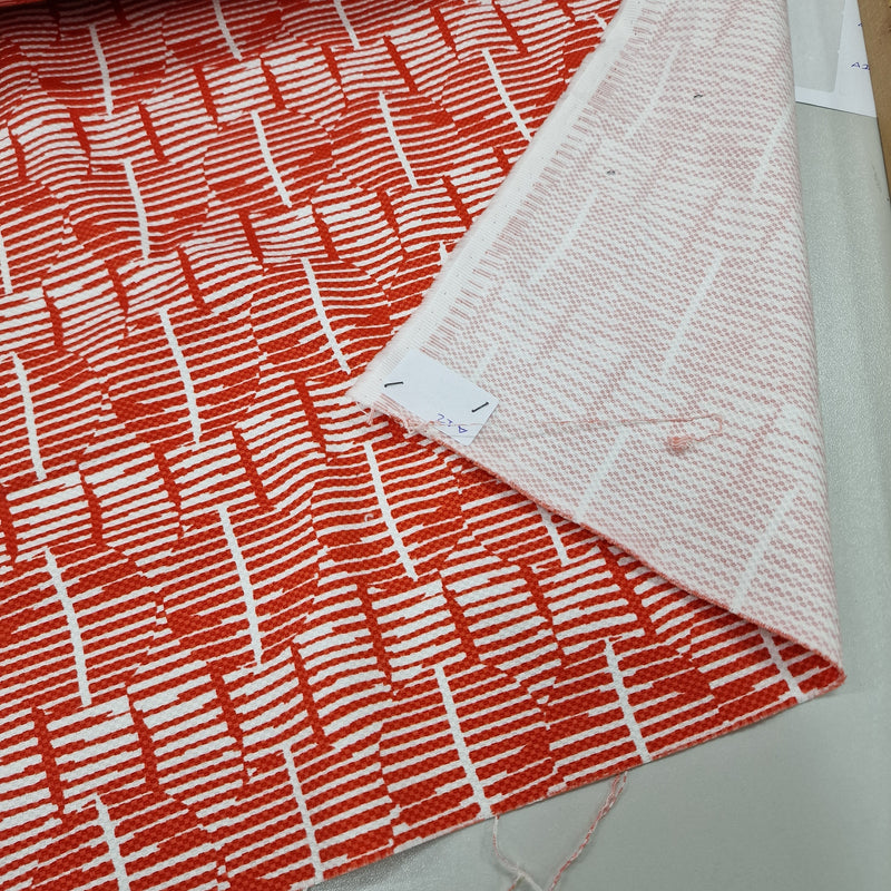 REMNANT -  Red Waffles - Cotton - 2.45mts