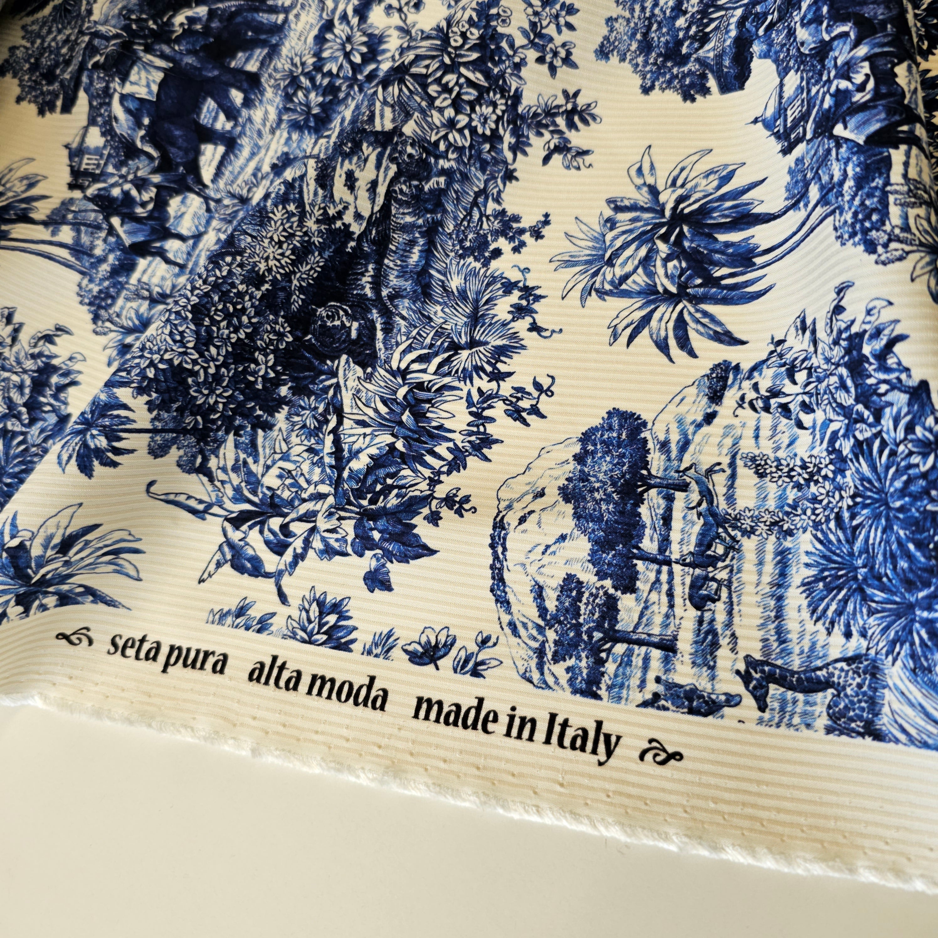 REMNANT -Taking A Promenade Through The Country (Blue)- Silk - (2mts at £75)