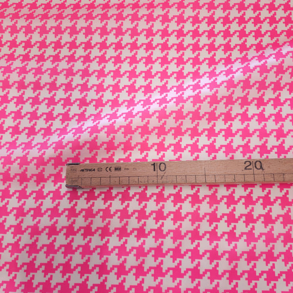 REMNANT - A Girly Houndstooth Approach- Silk (3.55mts)