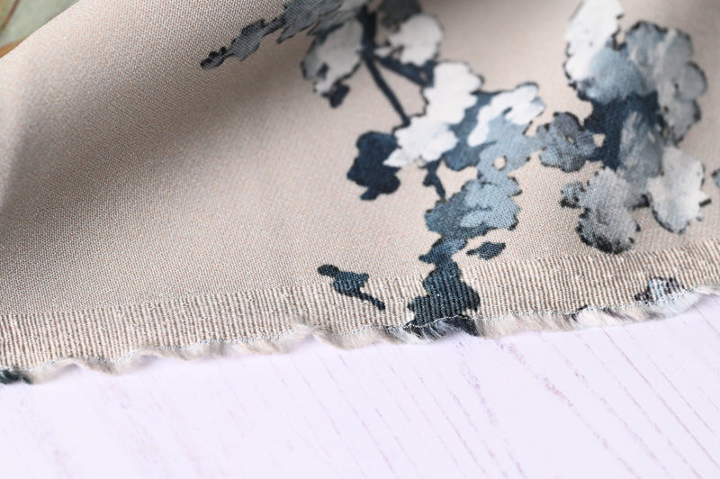 REMNANT - Come Rest With Me In The Meadow (Grey) - Viscose - 3mts