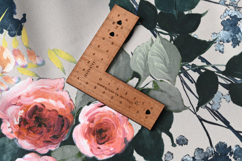 REMNANT - Come Rest With Me In The Meadow (Grey) - Viscose - 3mts