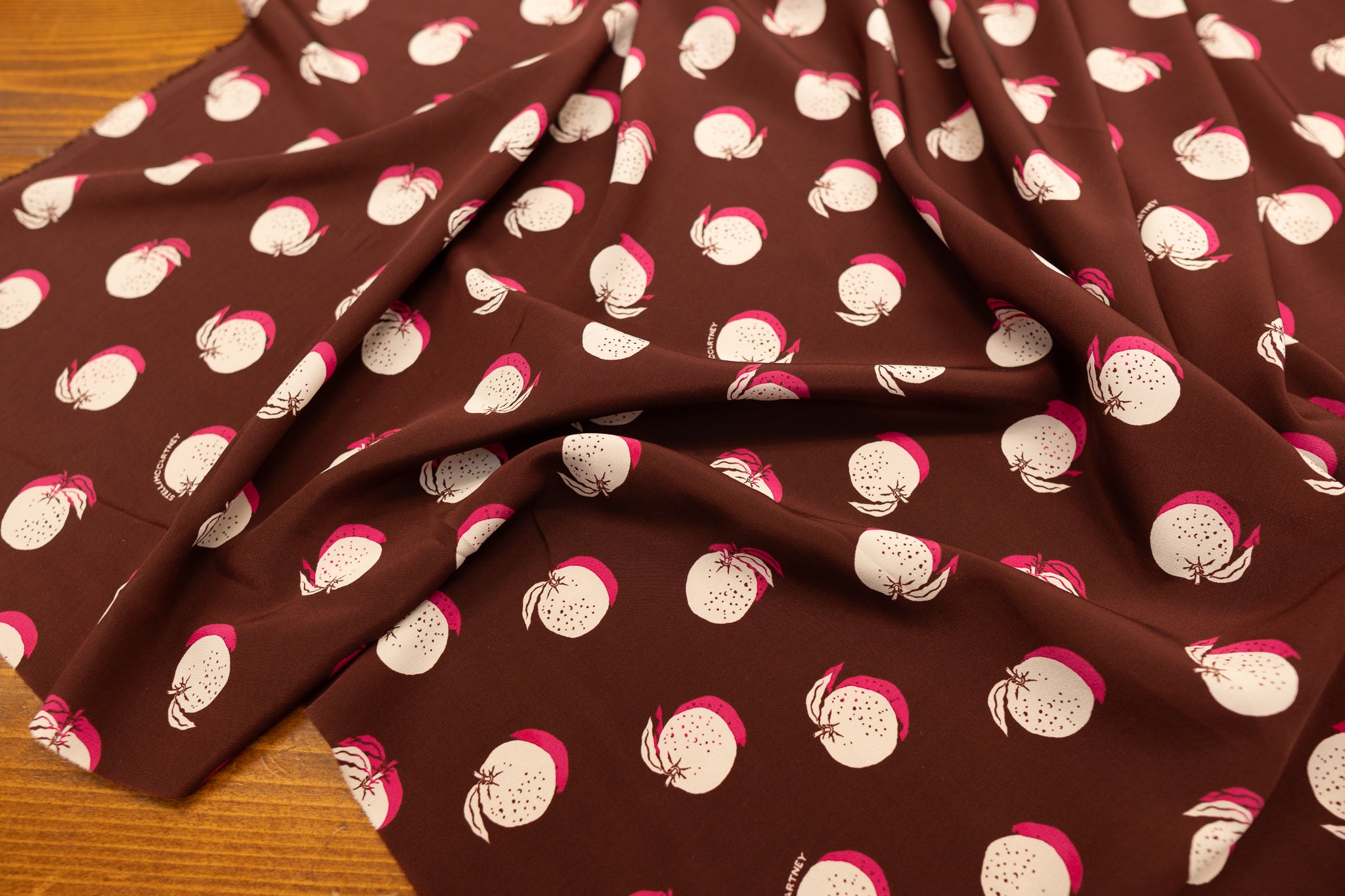REMNANT - Hey Satsuma The Second(Maroon)  - Silk (2.40mts at £85) (Copy)