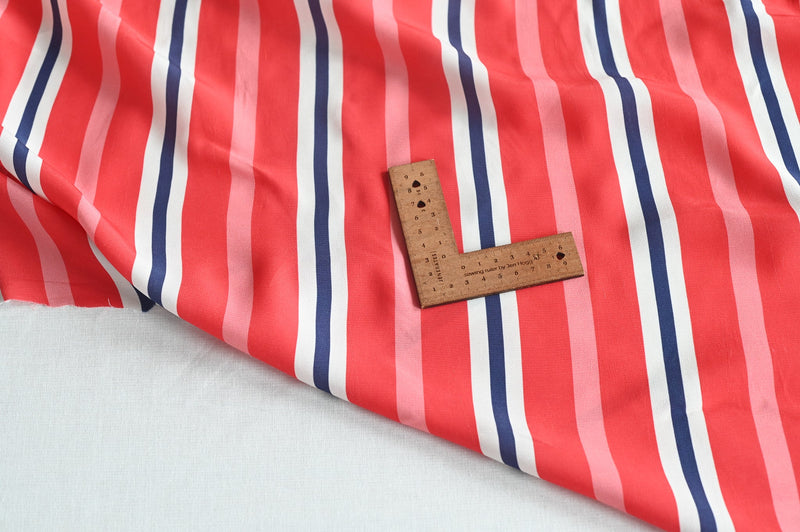 REMNANT - Alternating Rectangles Galore - Viscose - 2.10mts