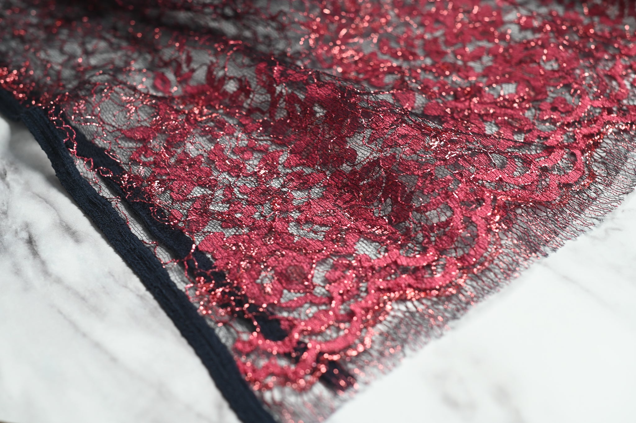 French Delicate Beauty (Shades of Red) - Viscose Polyamide