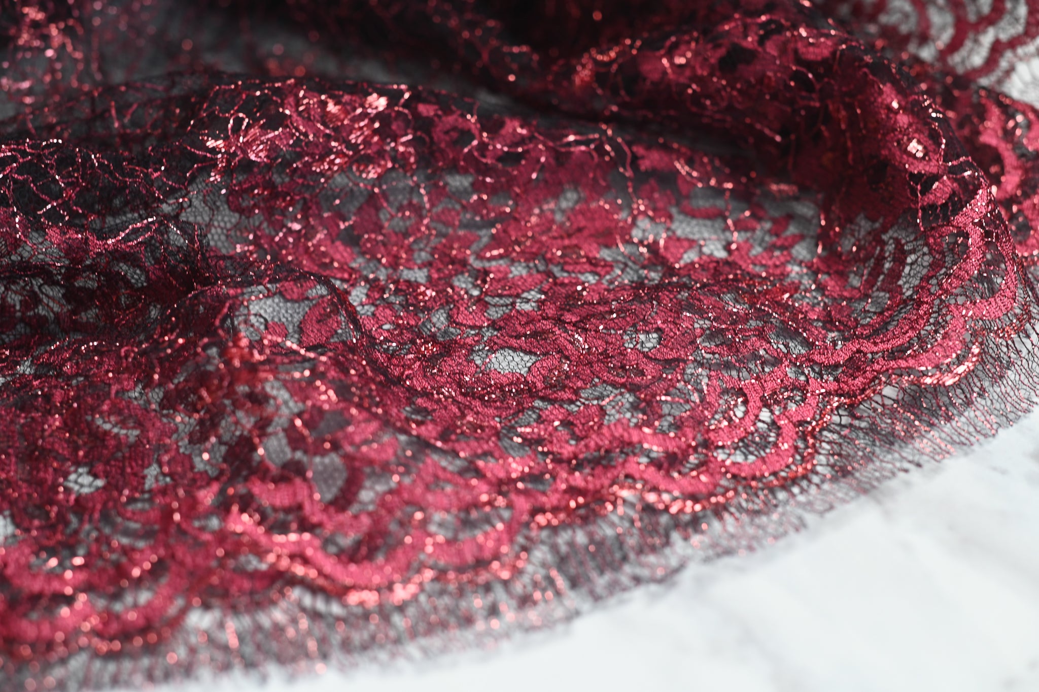 French Delicate Beauty (Shades of Red) - Viscose Polyamide