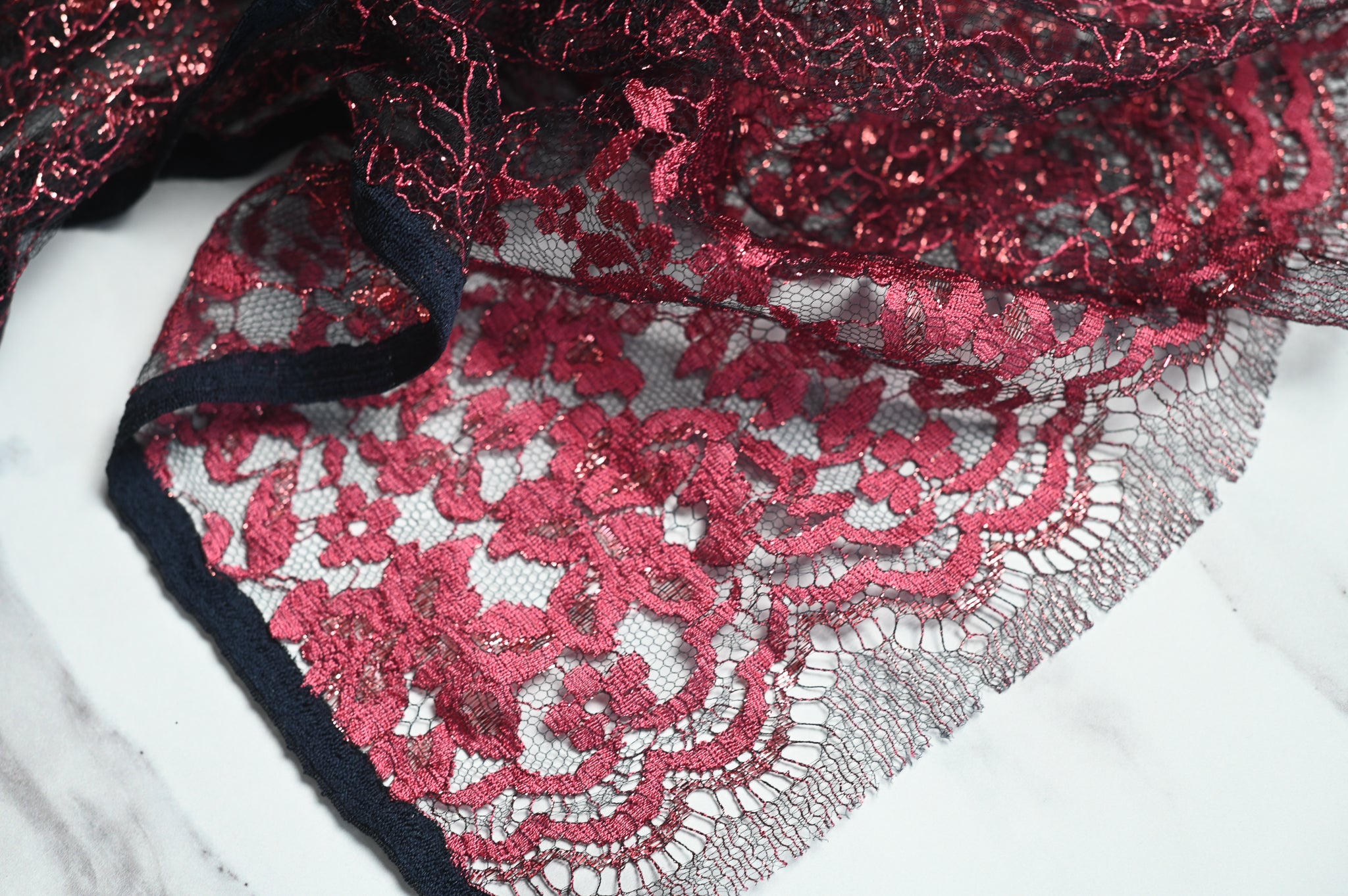 French Delicate Beauty (Shades of Red) - Viscose Polyamide