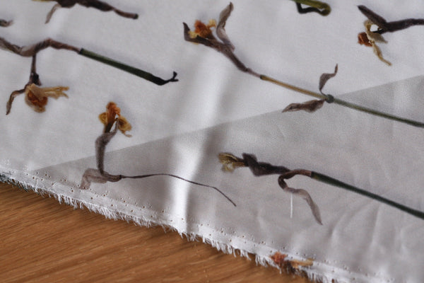 REMNANT - Acrobatic Flowers For Yours Truly - Silk Satin - 2.15mts