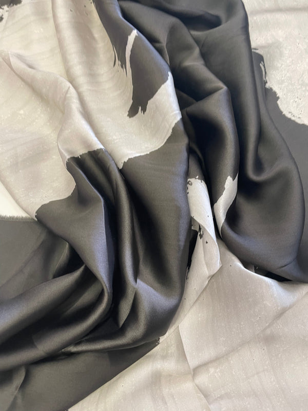 REMNANT - Brushstrokes For Life (Grey) - Viscose - 1.30mts