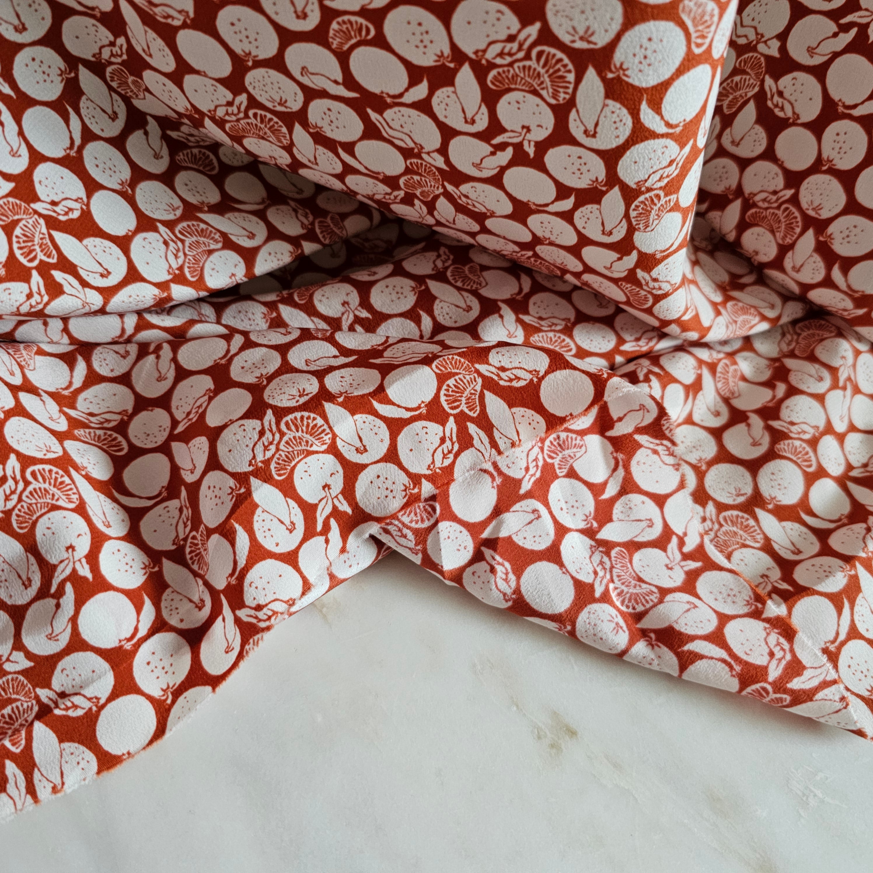 REMNANT - Mini Tangerines Are In (Rust)  - Silk (87cm at £25)