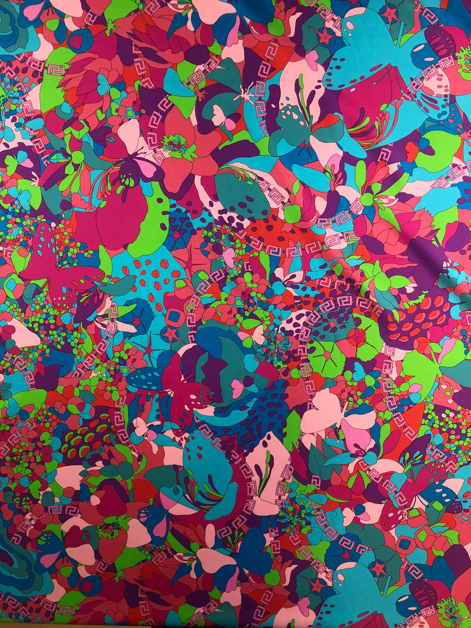 Look Closer   - Silk Twill