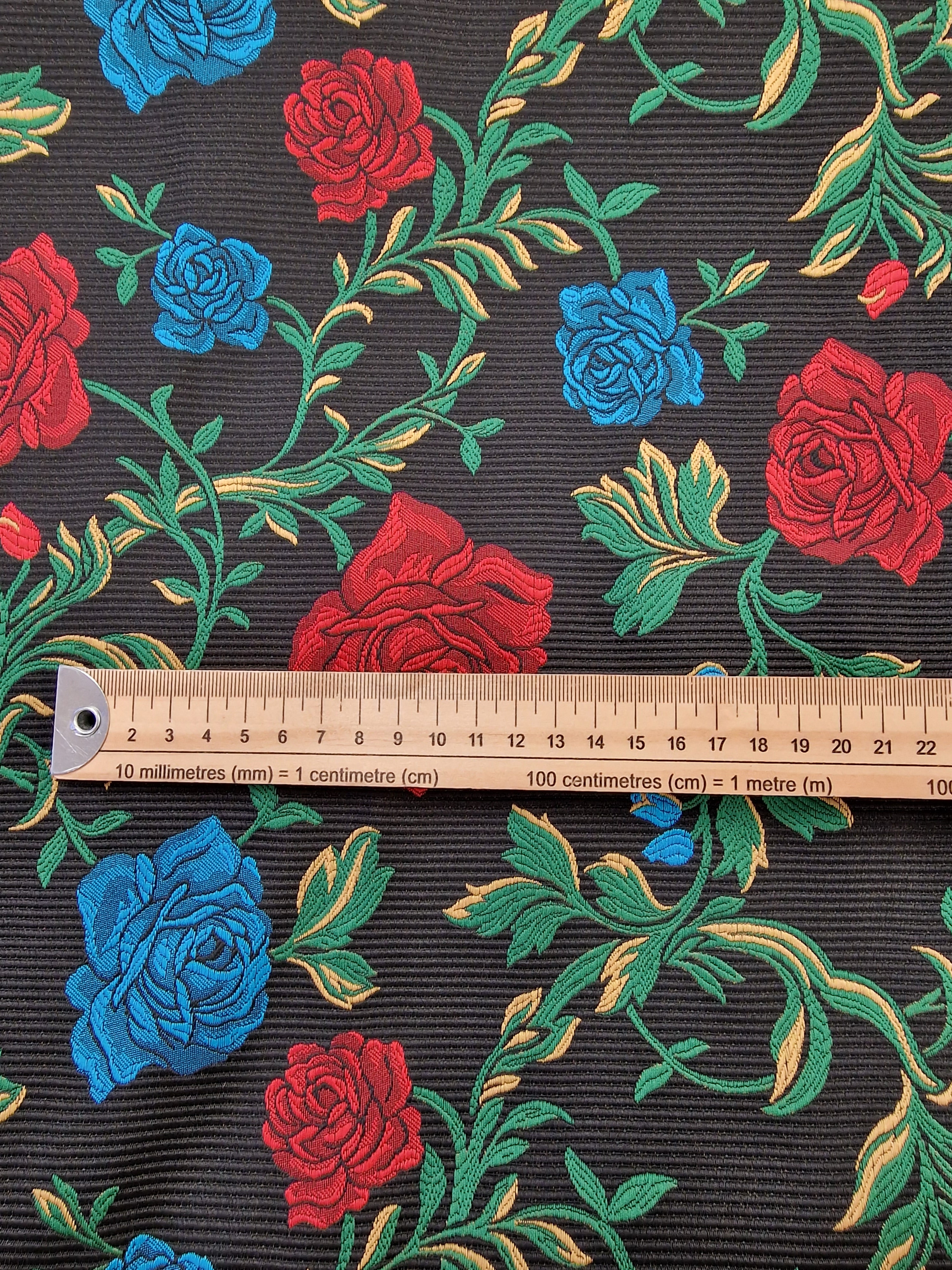 Remnant - Roses Are Red or Blue…. - Cotton Polyester (1.45mt at £50)