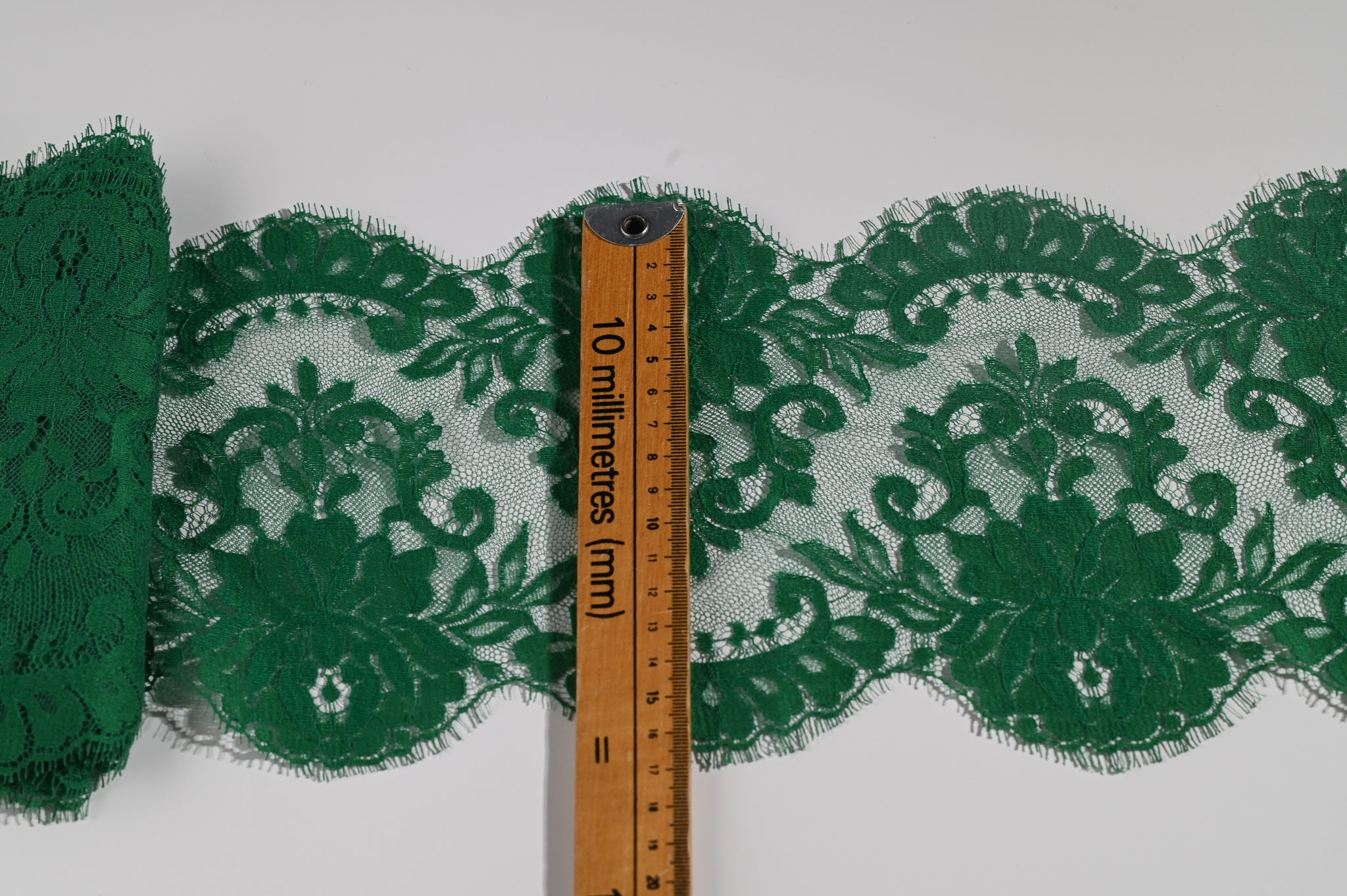 Floral Wave Lace Trim (Green) - 145mm