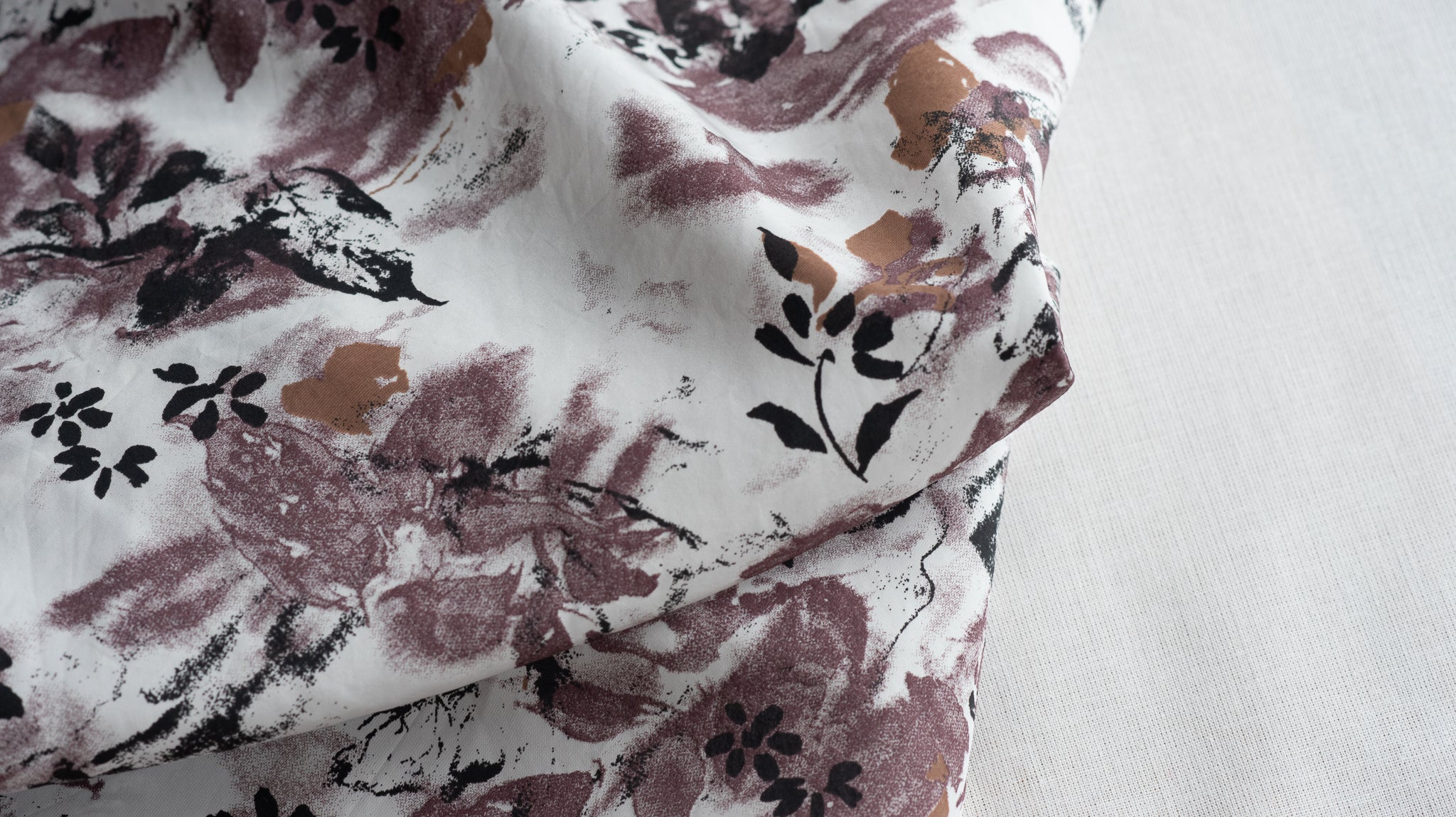 REMNANT - Brown Everywhere - Cotton (2mts at 34)