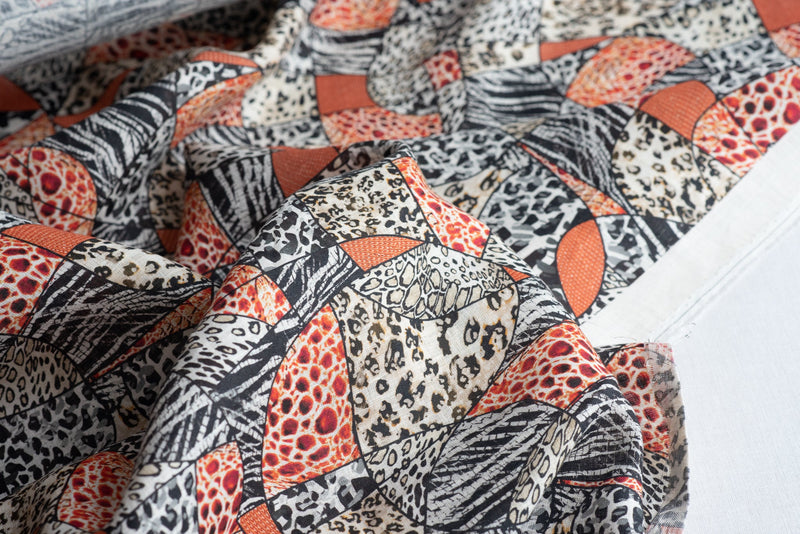 2.50metres Remnant - Wavy, But Not Quite - Linen