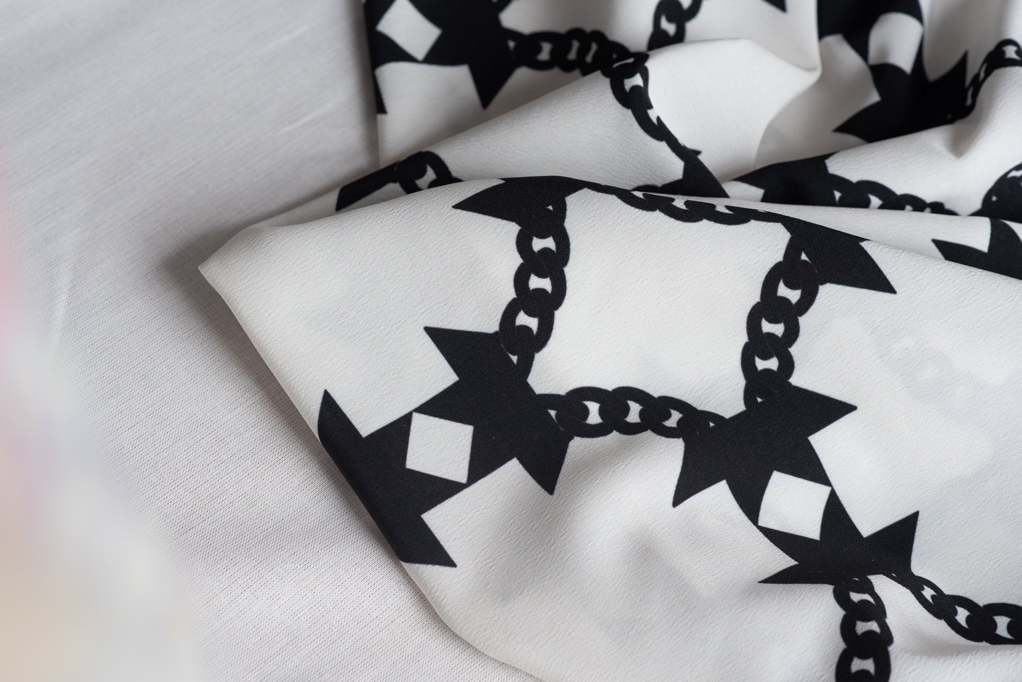 REMNANT - Interlocked Goodness - Viscose (2.5 mts at £40)