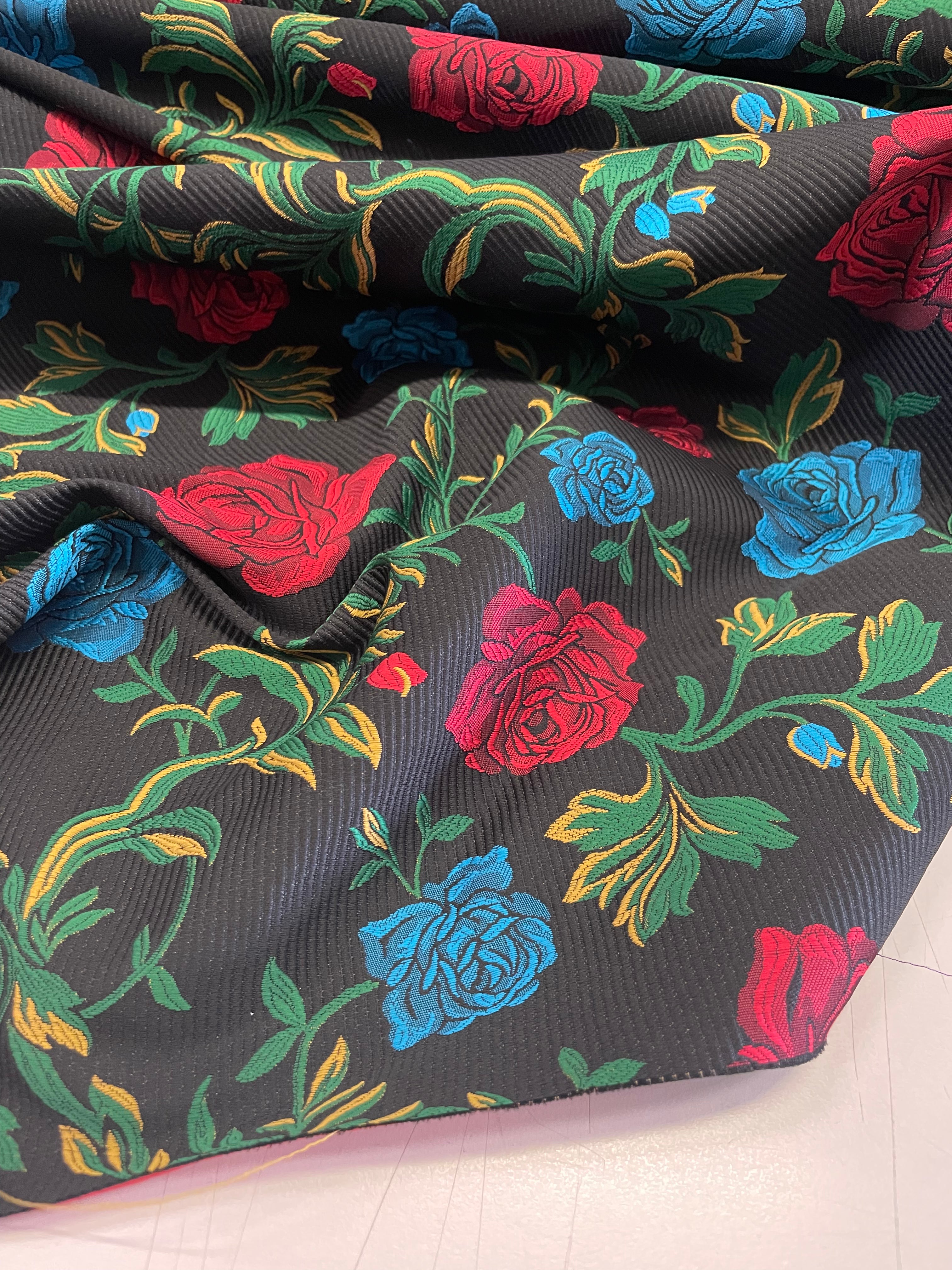 Remnant - Roses Are Red or Blue…. - Cotton Polyester (1.45mt at £50)